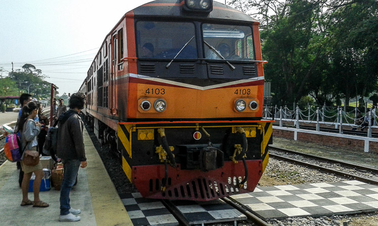 Тайский поезд