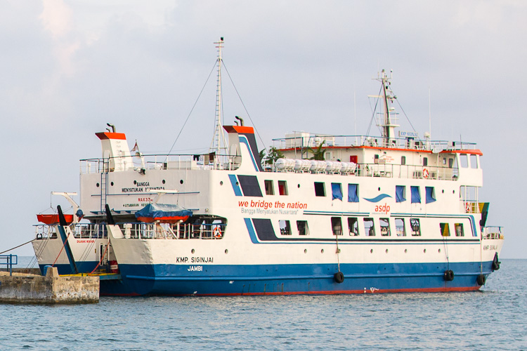 Ferry to Karimunjava